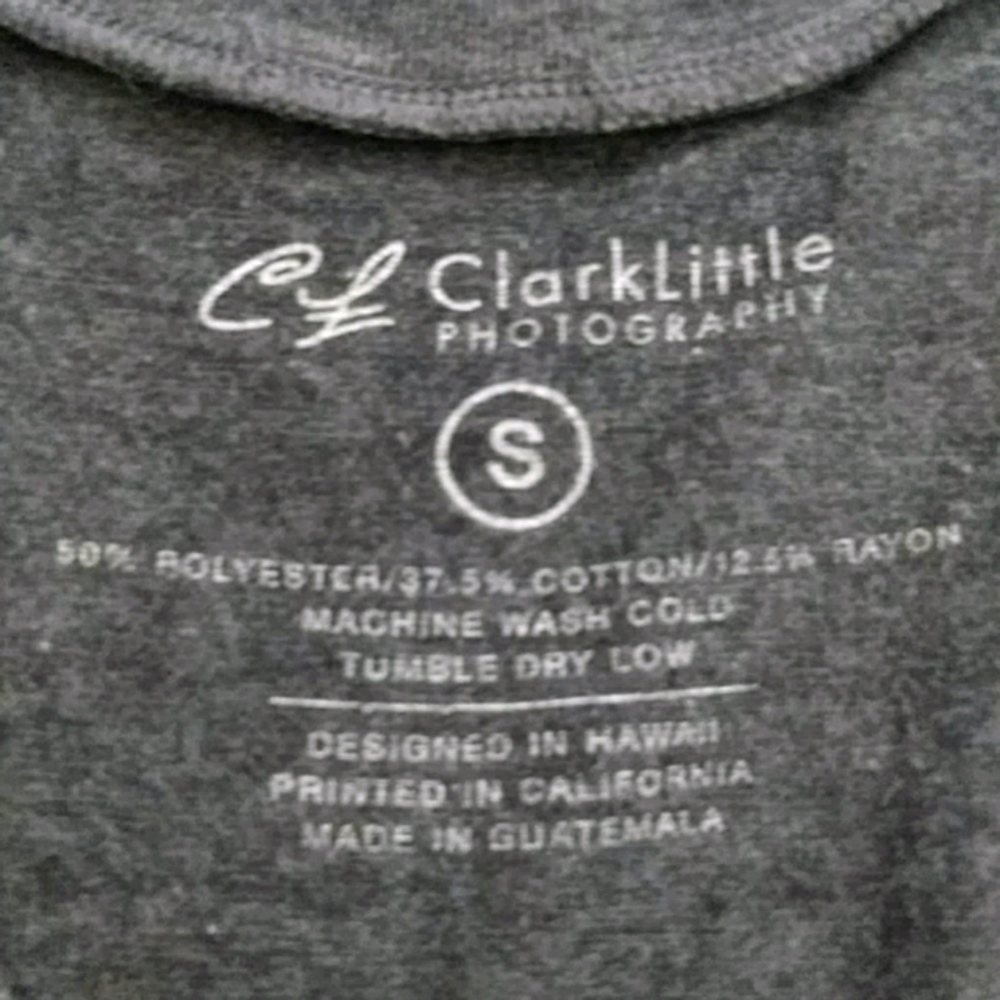 Clark Little Photography Tank - Picture 4 of 4